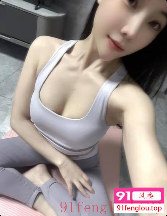 南山练瑜伽亦菲