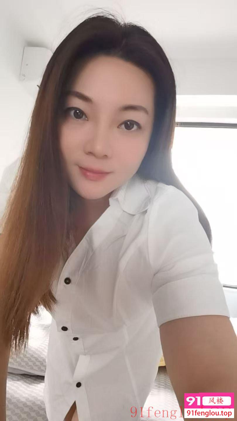 风骚大奶大白腚