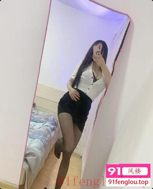 OL制服小姐姐回归